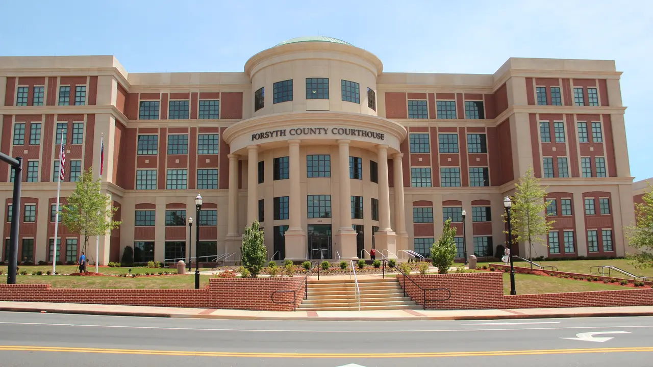 Forsyth County Courthouse, Cumming