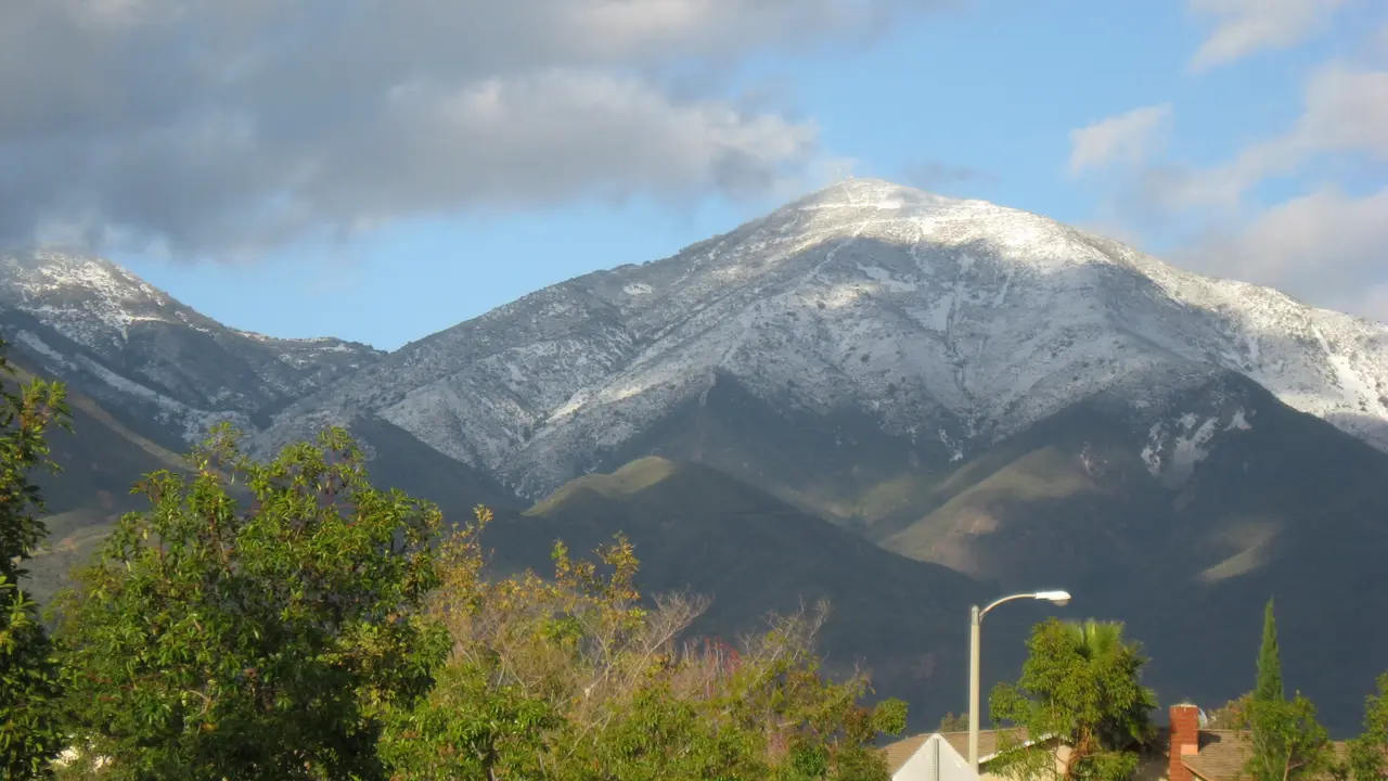 Snow on Saddleback above Mission Viejo